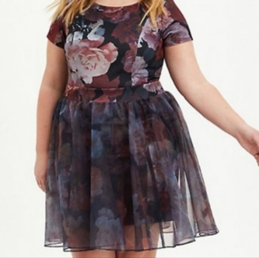 TORRID Convertable SCUBA Floral SKATER DRESS With Organza Skirt